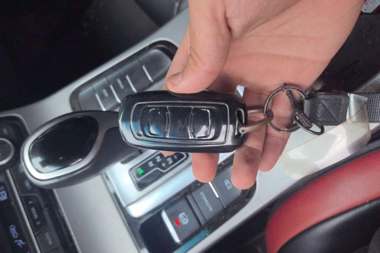 Used Geely Auto Emgrand GL 2018 1.8L DCT Elite Smart Connectivity Version Vehicle Key