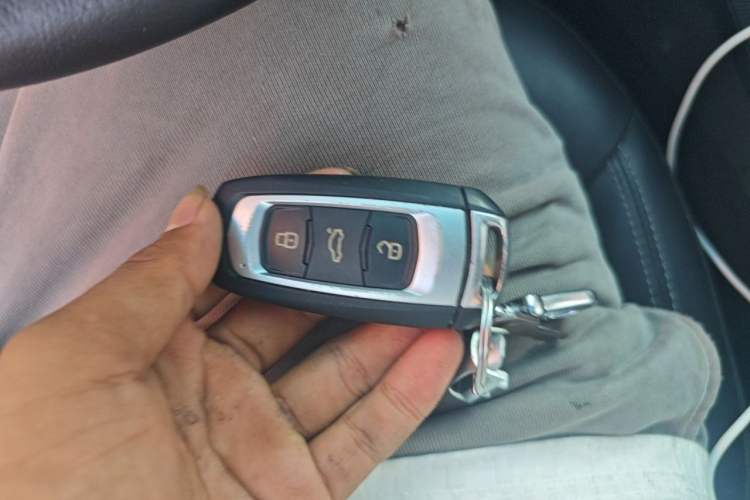 Used Geely Auto Emgrand GL 2018 1.4T DCT Elite Smart Connectivity Version Vehicle Key