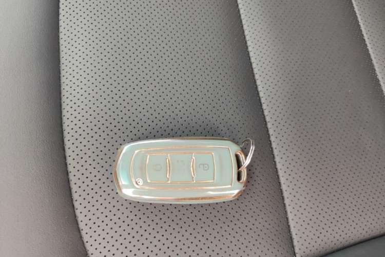 Used Geely Auto Emgrand GL 2018 1.4T DCT Elite Smart Connectivity Version Vehicle Key