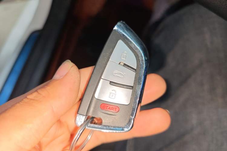 Used Geely Auto Emgrand GL 2018 1.8L DCT Elite Smart Connectivity Version Vehicle Key