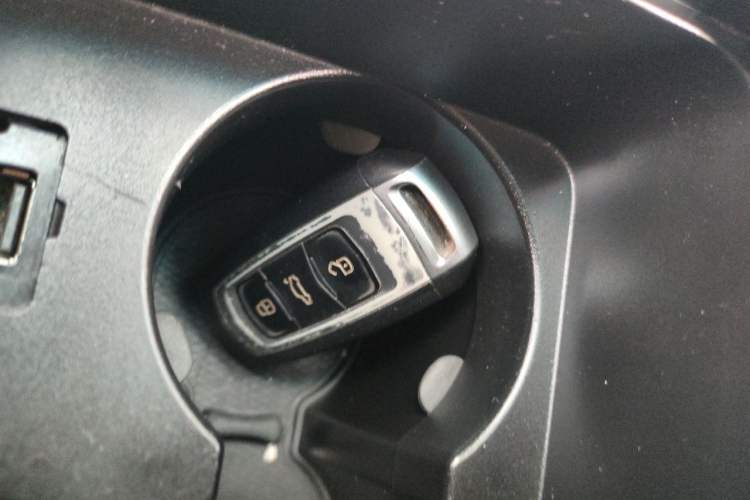Used Geely Auto Emgrand GL 2018 1.8L DCT Elite Smart Connectivity Version Vehicle Key