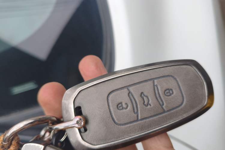 Used Geely Auto Emgrand GL 2018 1.8L DCT Elite Smart Connectivity Version Vehicle Key