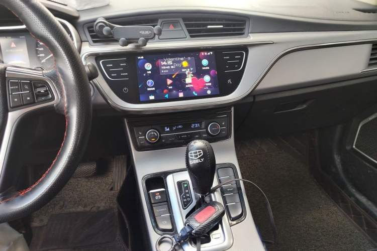 Used Geely Auto Emgrand GL 2018 1.4T DCT Prestige Smart Connectivity Version Audio And AC Panel