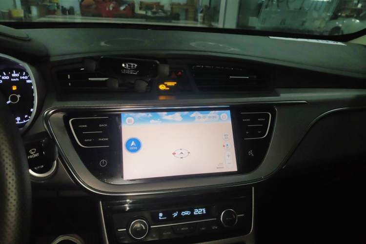 Used Geely Auto Emgrand GL 2018 1.4T Manual Elite Smart Connectivity Version Audio And AC Panel