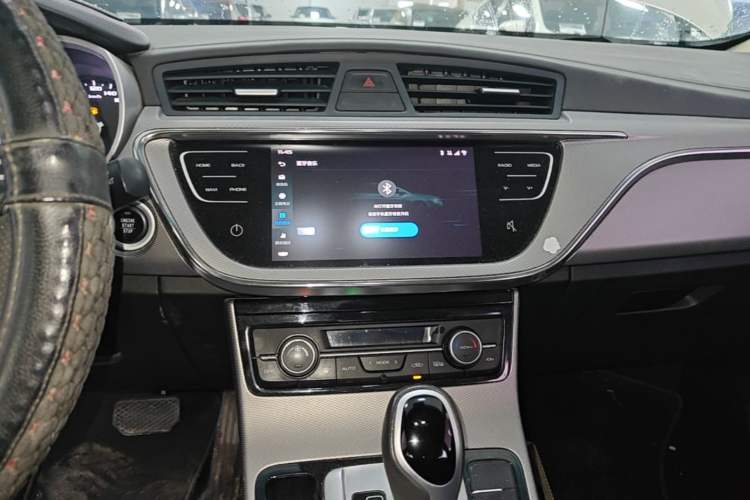 Used Geely Auto Emgrand GL 2018 1.8L DCT Elite Smart Connectivity Version Audio And AC Panel