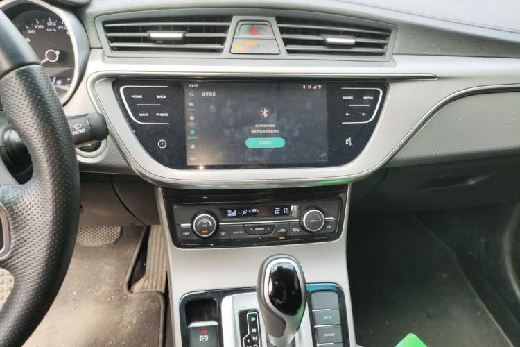 Used Geely Auto Emgrand GL 2018 1.4T DCT Elite Smart Connectivity Version Audio And AC Panel