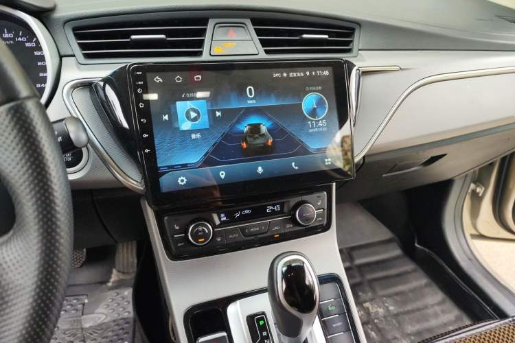 Used Geely Auto Emgrand GL 2018 1.4T DCT Prestige Smart Connectivity Version Audio And AC Panel