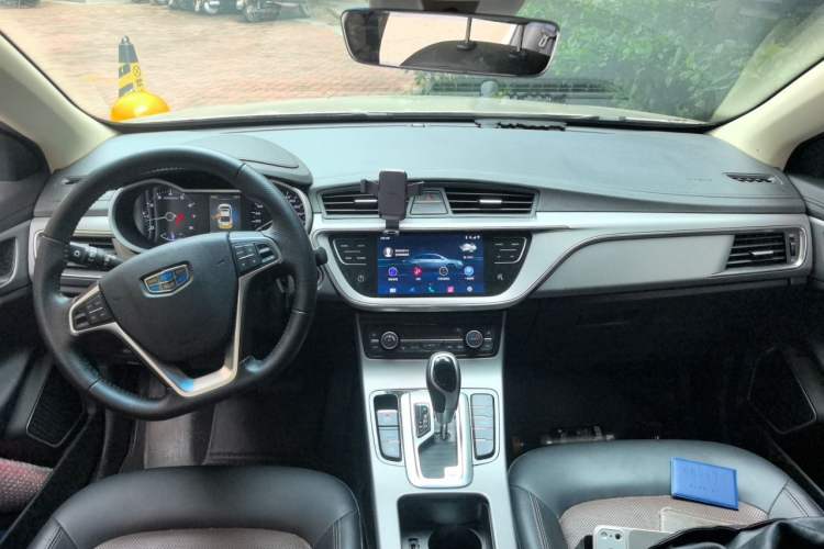 Used Geely Auto Emgrand GL 2018 1.4T DCT Prestige Smart Connectivity Version Center Console