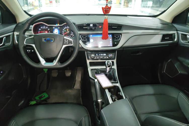 Used Geely Auto Emgrand GL 2018 1.4T Manual Elite Smart Connectivity Version Center Console
