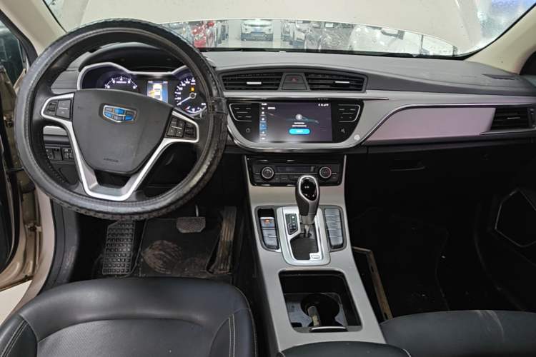 Used Geely Auto Emgrand GL 2018 1.8L DCT Elite Smart Connectivity Version Center Console