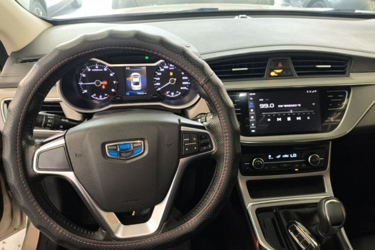 Used Geely Auto Emgrand GL 2018 1.4T Manual Elite Smart Connectivity Version Center Console