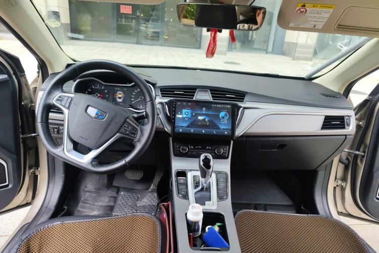 Used Geely Auto Emgrand GL 2018 1.4T DCT Prestige Smart Connectivity Version Center Console