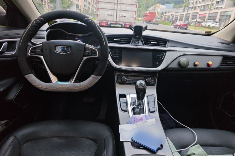 Used Geely Auto Emgrand GL 2018 1.8L DCT Elite Smart Connectivity Version Center Console