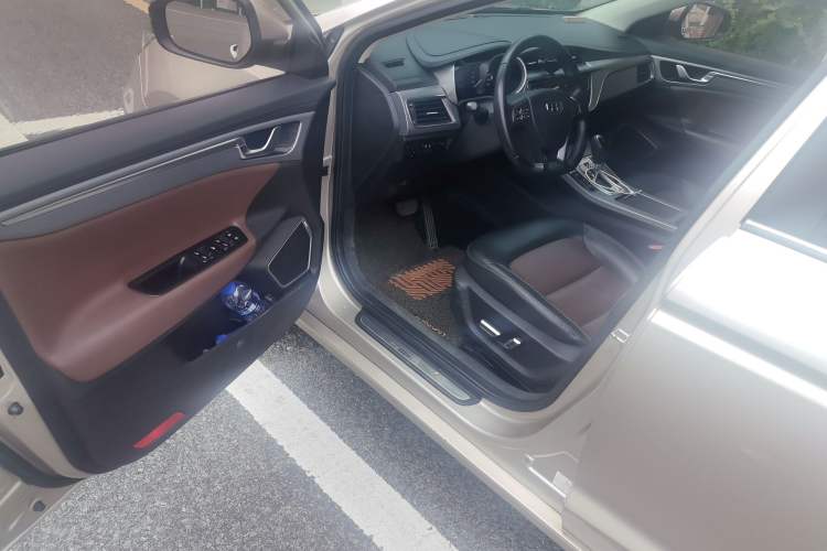 Used Geely Auto Emgrand GL 2018 1.4T DCT Prestige Smart Connectivity Version Driver Seat