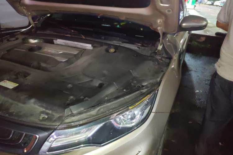 Used Geely Auto Emgrand GL 2018 1.4T Manual Elite Smart Connectivity Version Engine Bay Left