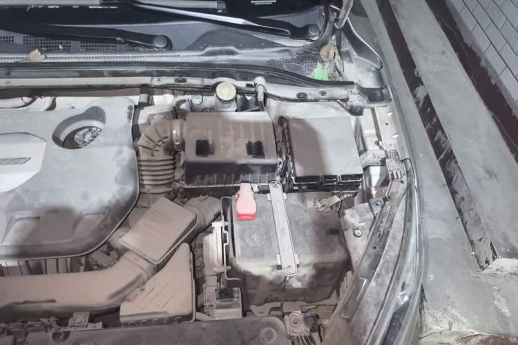 Used Geely Auto Emgrand GL 2018 1.8L Manual Elite Smart Connectivity Version Engine Bay Left
