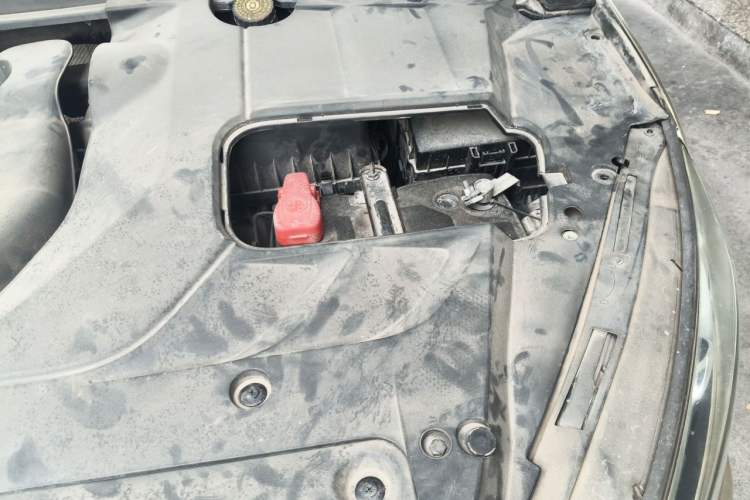 Used Geely Auto Emgrand GL 2018 1.8L Manual Elite Smart Connectivity Version Engine Bay Left