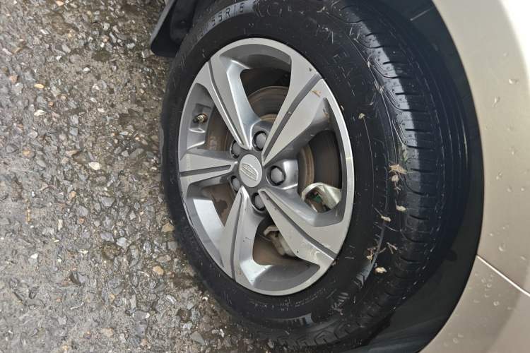 Used Geely Auto Emgrand GL 2018 1.8L Manual Elite Smart Connectivity Version Exterior 1