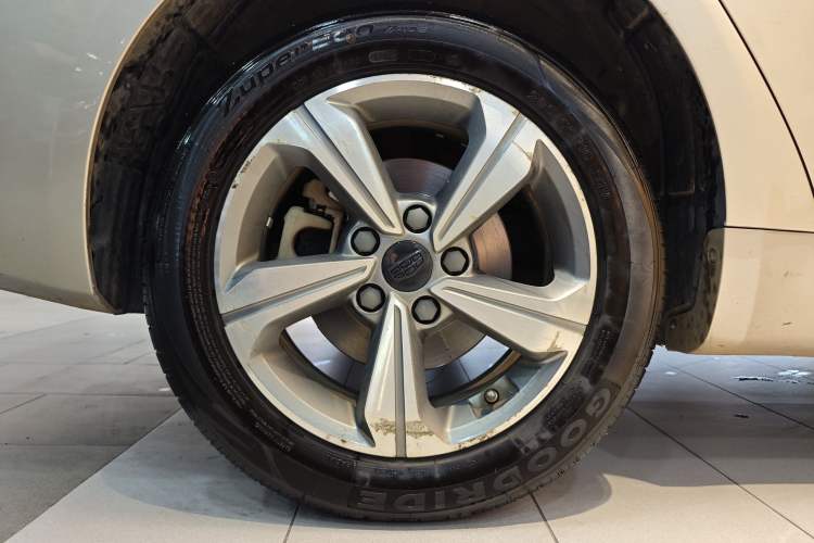 Used Geely Auto Emgrand GL 2018 1.4T DCT Elite Smart Connectivity Version Exterior 12