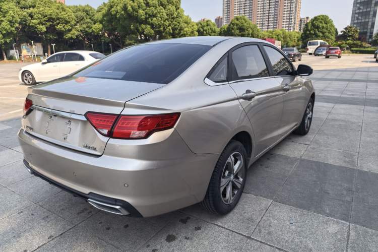 Used Geely Auto Emgrand GL 2018 1.8L DCT Elite Smart Connectivity Version Exterior 4