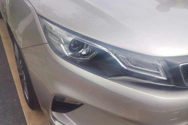 Used Geely Auto Emgrand GL 2018 1.4T DCT Prestige Smart Connectivity Version Exterior 6