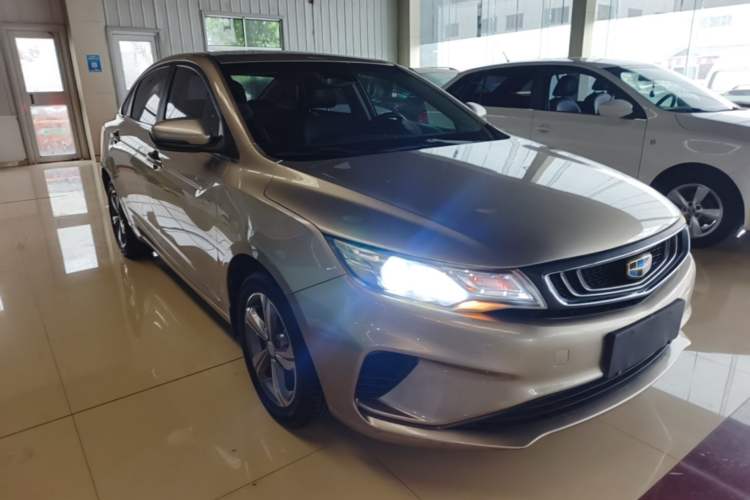 Used Geely Auto Emgrand GL 2018 1.8L Manual Elite Smart Connectivity Version Front Right 45 Deg
