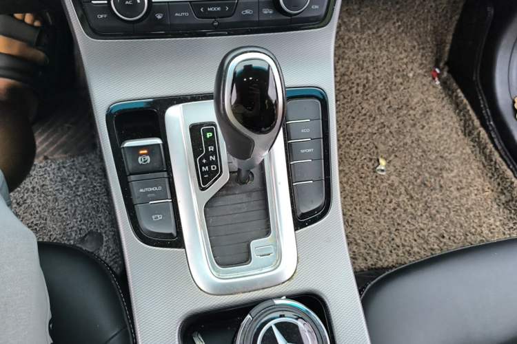 Used Geely Auto Emgrand GL 2018 1.4T DCT Elite Smart Connectivity Version Gear Lever