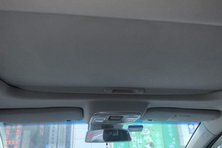 Used Geely Auto Emgrand GL 2018 1.8L Manual Elite Smart Connectivity Version Headliner