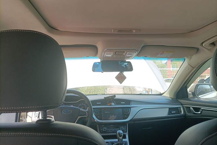 Used Geely Auto Emgrand GL 2018 1.4T Manual Elite Smart Connectivity Version Headliner