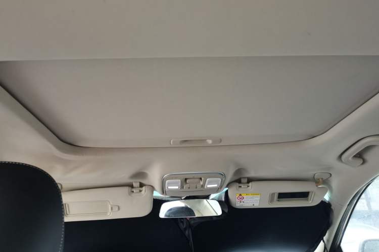 Used Geely Auto Emgrand GL 2018 1.8L DCT Elite Smart Connectivity Version Headliner