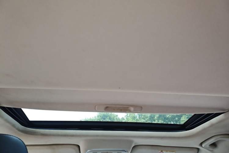 Used Geely Auto Emgrand GL 2018 1.4T DCT Prestige Smart Connectivity Version Headliner