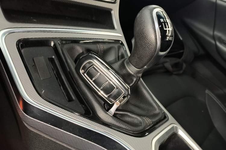 Used Geely Auto Emgrand GL 2018 1.4T Manual Elite Smart Connectivity Version Interior 1