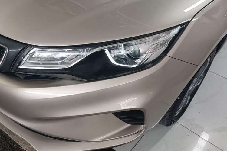Used Geely Auto Emgrand GL 2018 1.8L DCT Elite Smart Connectivity Version Left Front Headlight