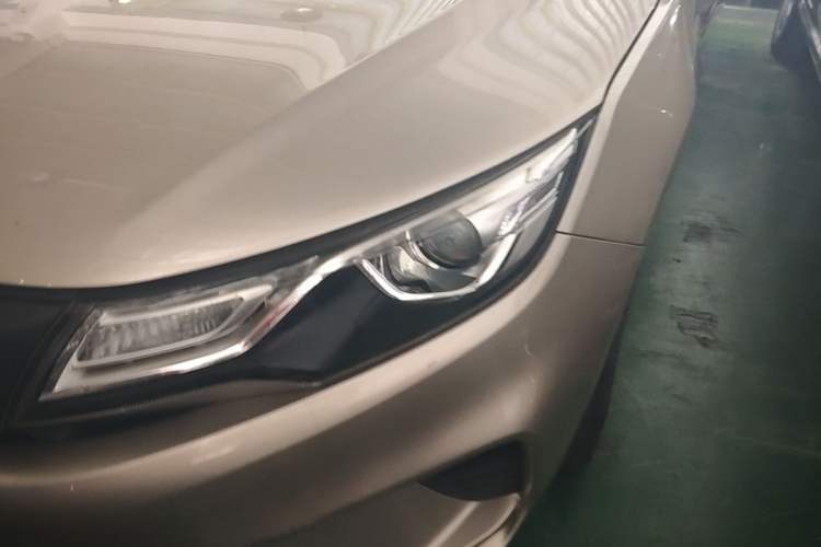 Used Geely Auto Emgrand GL 2018 1.8L DCT Elite Smart Connectivity Version Left Front Headlight