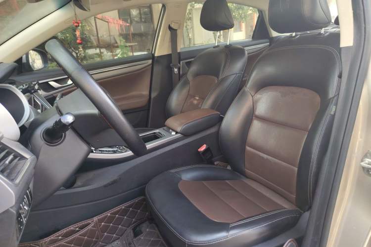 Used Geely Auto Emgrand GL 2018 1.4T DCT Prestige Smart Connectivity Version Left Front Seat