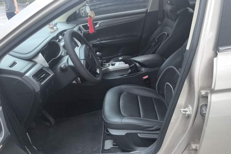 Used Geely Auto Emgrand GL 2018 1.8L Manual Elite Smart Connectivity Version Left Front Seat