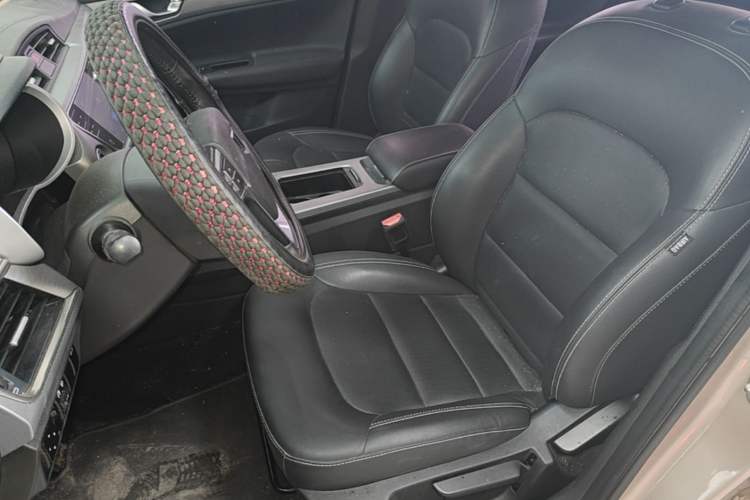 Used Geely Auto Emgrand GL 2018 1.8L DCT Elite Smart Connectivity Version Left Front Seat