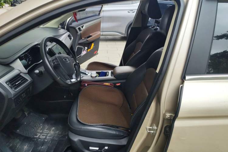 Used Geely Auto Emgrand GL 2018 1.4T DCT Prestige Smart Connectivity Version Left Front Seat