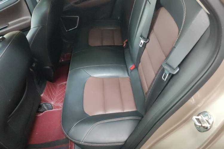 Used Geely Auto Emgrand GL 2018 1.4T DCT Prestige Smart Connectivity Version Left Rear Seat