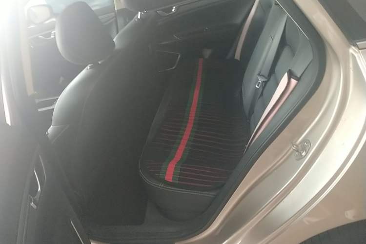 Used Geely Auto Emgrand GL 2018 1.8L DCT Elite Smart Connectivity Version Left Rear Seat