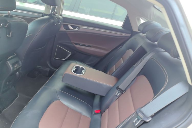Used Geely Auto Emgrand GL 2018 1.4T DCT Prestige Smart Connectivity Version Left Rear Seat