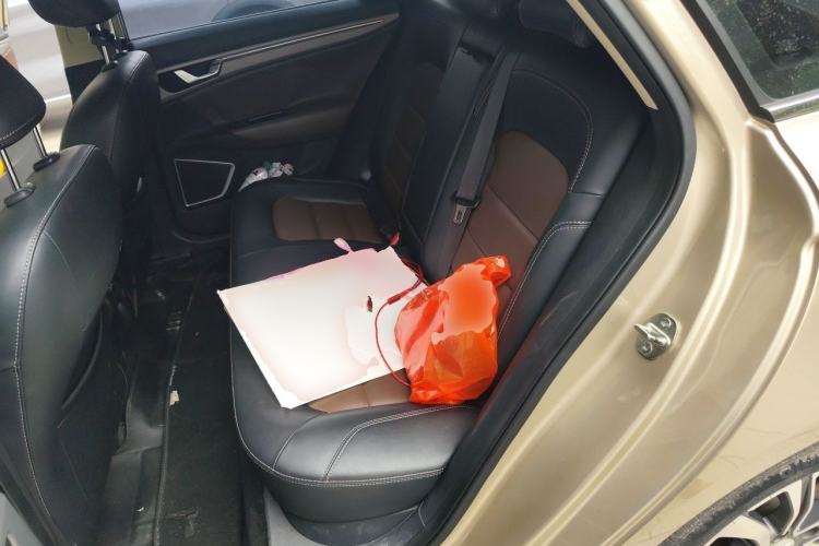 Used Geely Auto Emgrand GL 2018 1.4T DCT Prestige Smart Connectivity Version Left Rear Seat