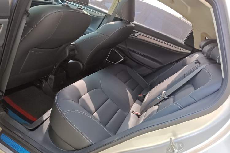 Used Geely Auto Emgrand GL 2018 1.8L Manual Elite Smart Connectivity Version Left Rear Seat