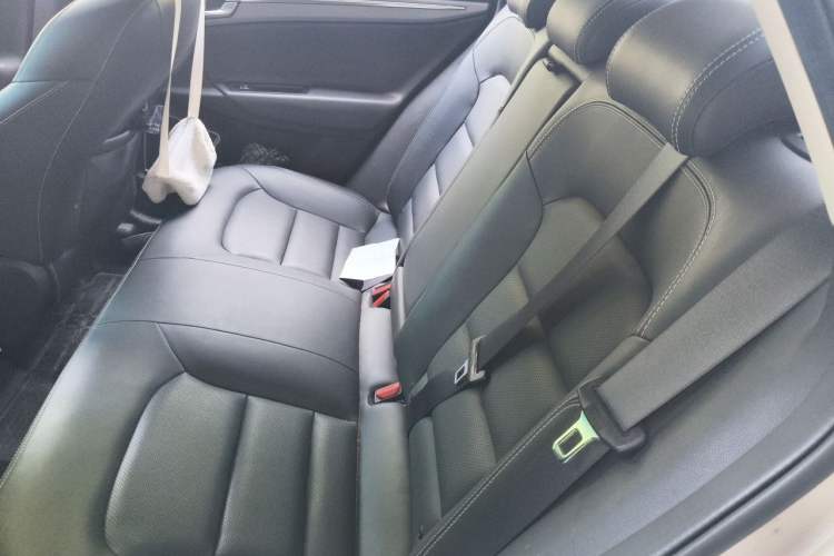 Used Geely Auto Emgrand GL 2018 1.8L Manual Elite Smart Connectivity Version Left Rear Seat
