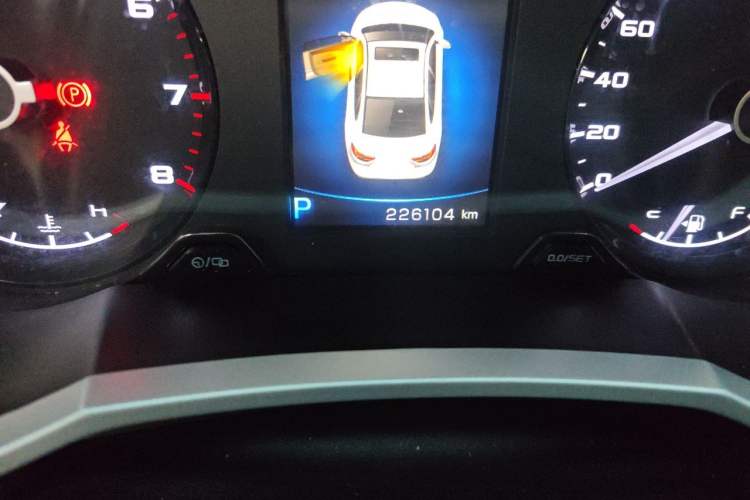 Used Geely Auto Emgrand GL 2018 1.8L DCT Elite Smart Connectivity Version Odometer Close Up