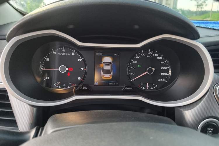 Used Geely Auto Emgrand GL 2018 1.4T Manual Elite Smart Connectivity Version Odometer Close Up
