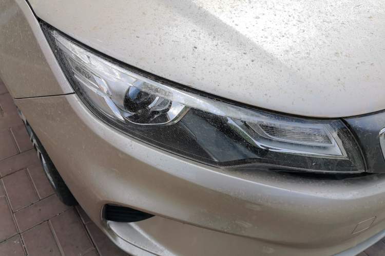 Used Geely Auto Emgrand GL 2018 1.4T DCT Prestige Smart Connectivity Version Right Front Headlight