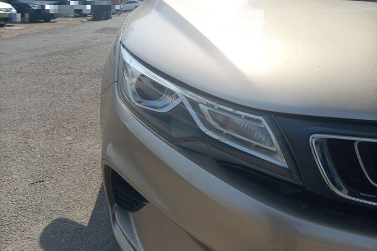 Used Geely Auto Emgrand GL 2018 1.4T Manual Elite Smart Connectivity Version Right Front Headlight