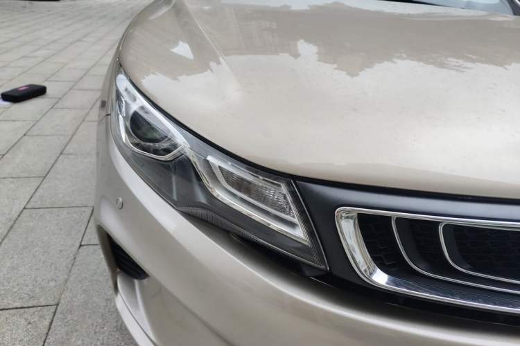 Used Geely Auto Emgrand GL 2018 1.4T DCT Prestige Smart Connectivity Version Right Front Headlight