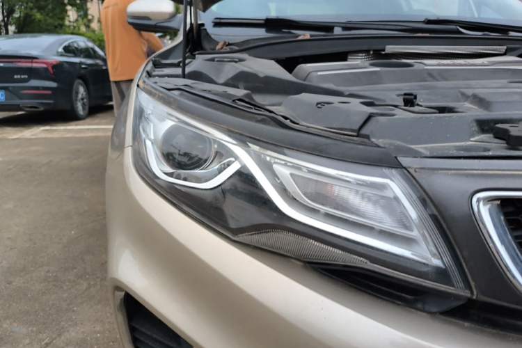 Used Geely Auto Emgrand GL 2018 1.4T DCT Elite Smart Connectivity Version Right Front Headlight